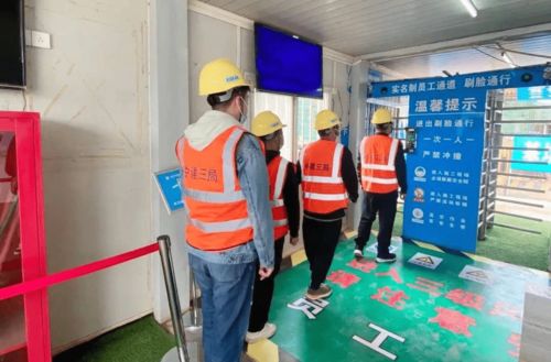 飞桨中国行携手九曲集团 以AI赋能驱动企业软硬件创新落地